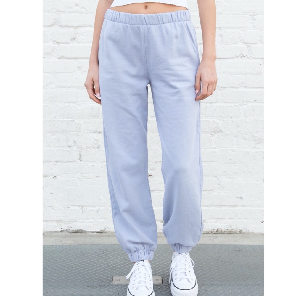 Brandy Melville Rosa Sweatpants